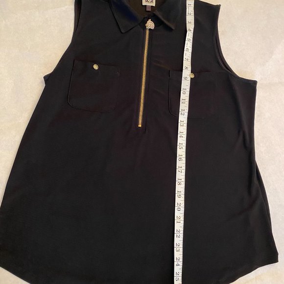 Black Sleeveless Collar Shirt with Brass Zipper - Picture 5 of 5